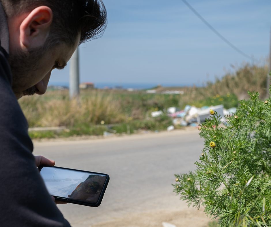 Telecamere e foto trappole contro chi abbandona i rifiuti